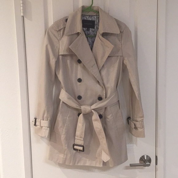 Banana Republic Jackets & Blazers - Banana Republic trench coat Size XS